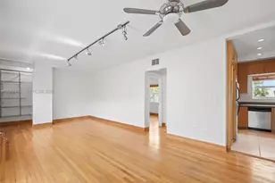 1100 Venetian Way, Miami, FL 33139 - Photo 11