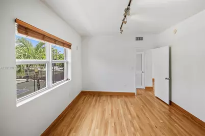 1100 Venetian Way #2B, Miami, FL 33139 - Photo 15