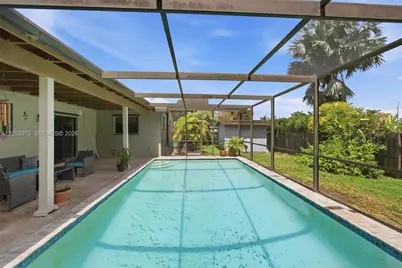 225 NW 15th St, Homestead, FL 33030 - Photo 25