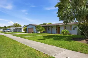 225 NW 15th St, Homestead, FL 33030 - Photo 3