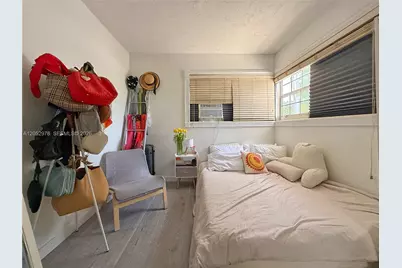 3123 SW 25th Ter #FRONT, Miami, FL 33133 - Photo 11
