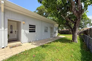 3123 SW 25th Ter, Miami, FL 33133 - Photo 23