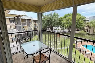5961 N Falls Cir Dr, Lauderhill, FL 33319 - Photo 3