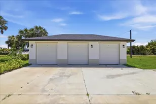 195 Rotonda Blvd W, Port Charlotte, FL 33947 - Photo 21