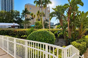 3800 S Ocean Dr, Hollywood, FL 33019 - Photo 15