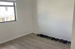747 NE 193rd St, Miami, FL 33179 - Photo 11