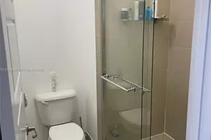 747 NE 193rd St, Miami, FL 33179 - Photo 9