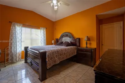 940 NE 212th Ter #940-01, Miami, FL 33179 - Photo 3