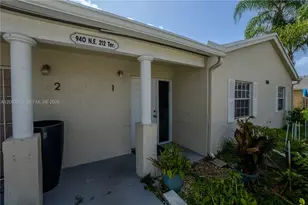 940 NE 212th Terrace, Miami, FL 33179 - Photo 5