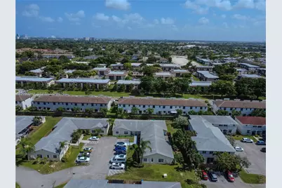 940 NE 212th Ter #940-01, Miami, FL 33179 - Photo 1