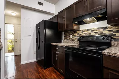 940 NE 212th Ter #940-01, Miami, FL 33179 - Photo 17