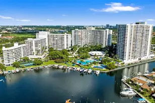 600 Three Islands Boulevard, Hallandale Beach, FL 33009 - Photo 43
