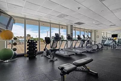 5701 Collins Ave #1707, Miami Beach, FL 33140 - Photo 29