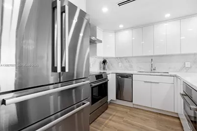 5701 Collins Ave #1707, Miami Beach, FL 33140 - Photo 23