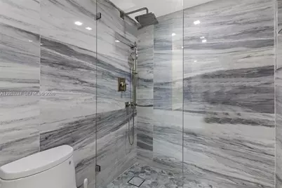 5701 Collins Ave #1707, Miami Beach, FL 33140 - Photo 25