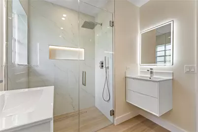 516 Gerona Ave, Coral Gables, FL 33146 - Photo 15