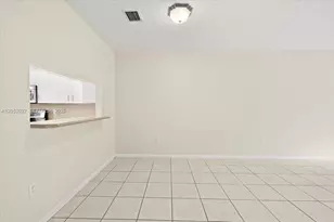 2779 SW 82nd Ave, Miramar, FL 33025 - Photo 5