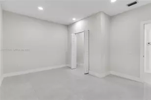 559 NW 2nd St, Florida City, FL 33034 - Photo 33