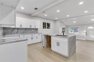 559 NW 2nd St, Florida City, FL 33034 - Photo 17