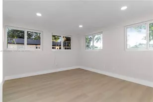 559 NW 2nd St, Florida City, FL 33034 - Photo 31