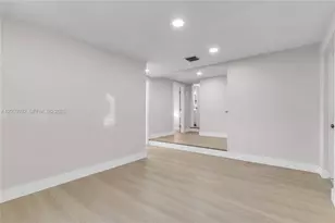 559 NW 2nd St, Florida City, FL 33034 - Photo 29