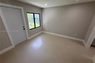 6125 Call St, Hollywood, FL 33024 - Photo 11