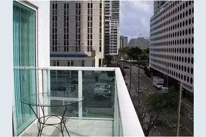 41 SE 5th St #402, Miami, FL 33131 - Photo 5