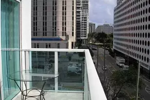 41 SE 5th St, Miami, FL 33131 - Photo 5
