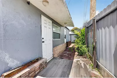 7891 Raleigh St, Hollywood, FL 33024 - Photo 25