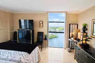 20505 E Country Club Dr, Aventura, FL 33180 - Photo 11