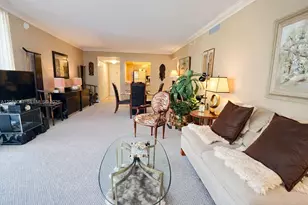 20505 E Country Club Dr, Aventura, FL 33180 - Photo 7