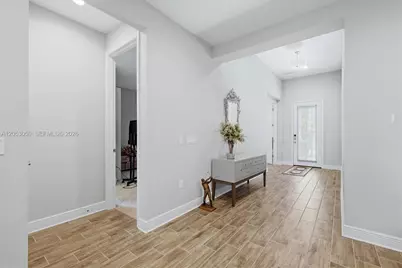 1109 Thornbury Dr, Other City - In The State Of Florida, FL 34219 - Photo 9