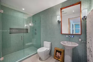 100 S Pointe Dr, Miami Beach, FL 33139 - Photo 17