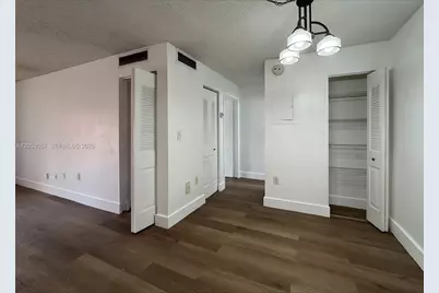 7208 Fairway Dr #I14, Miami Lakes, FL 33014 - Photo 3