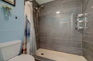 11856 NW 11th St, Pembroke Pines, FL 33026 - Photo 17