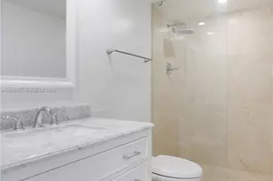 5101 Collins Ave, Miami Beach, FL 33140 - Photo 3