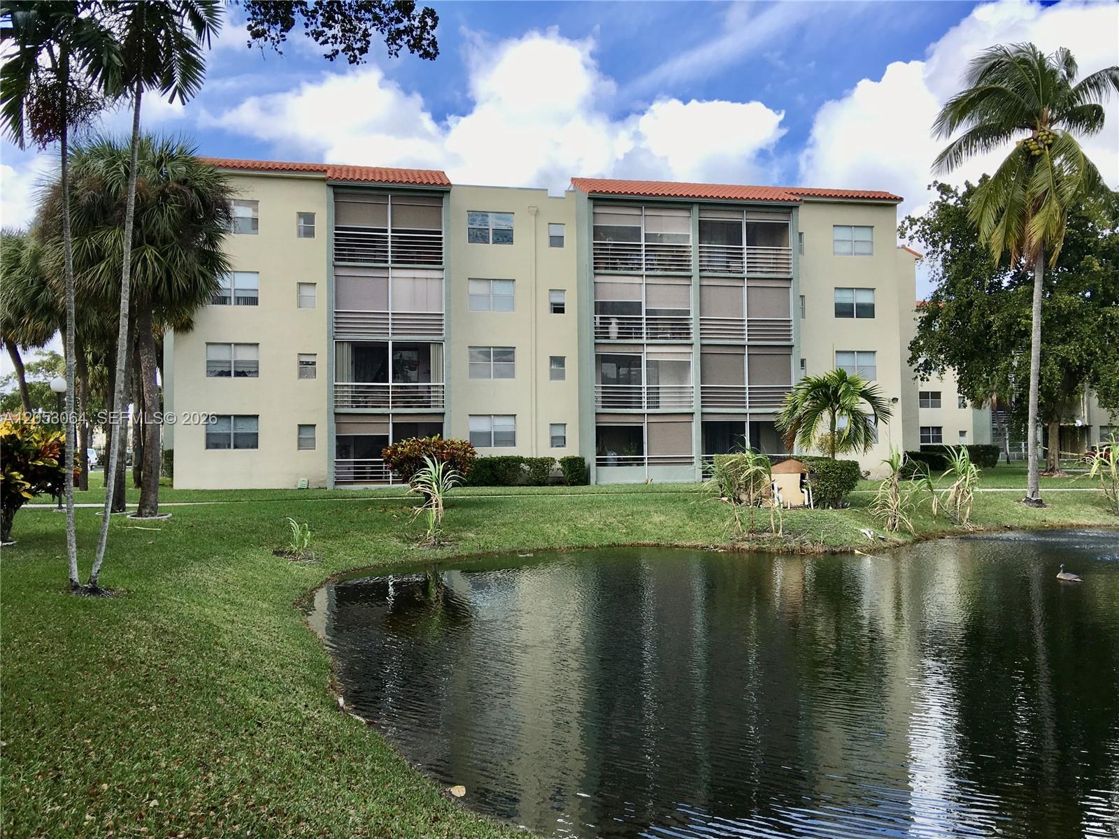 1800 SW 81st Ave #1118 main architectural view