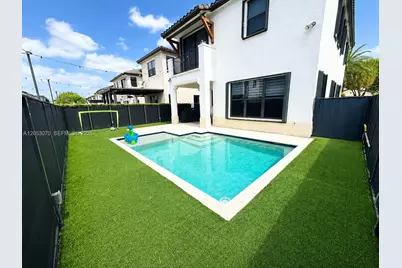 3258 W 99th Pl, Hialeah, FL 33018 - Photo 1