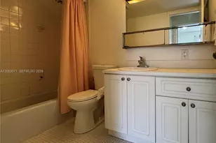 7208 Fairway Dr, Miami Lakes, FL 33014 - Photo 7