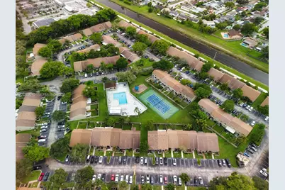 11166 NW 37th St, Sunrise, FL 33351 - Photo 37