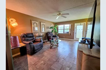 529 Fanshaw M #529, Boca Raton, FL 33434 - Photo 3