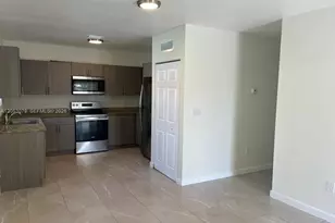 10229 SW 173rd St, Miami, FL 33157 - Photo 9