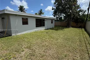 649 W Evanston Cir, Fort Lauderdale, FL 33312 - Photo 3