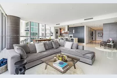 1100 Biscayne Blvd #1501, Miami, FL 33132 - Photo 3
