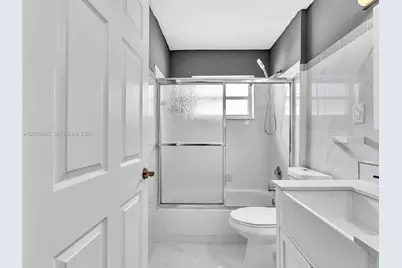 7249 NW 1st Mnr, Plantation, FL 33317 - Photo 13