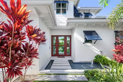 728 Malaga Dr, Boca Raton, FL 33432 - Photo 3