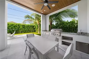 728 Malaga Dr, Boca Raton, FL 33432 - Photo 51