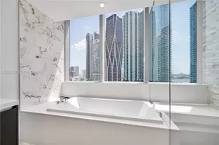 851 NE 1st Ave, Miami, FL 33132 - Photo 27
