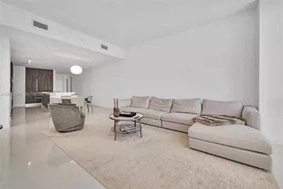 851 NE 1st Ave #1701, Miami, FL 33132 - Photo 5
