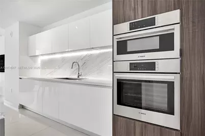 851 NE 1st Ave #1701, Miami, FL 33132 - Photo 9